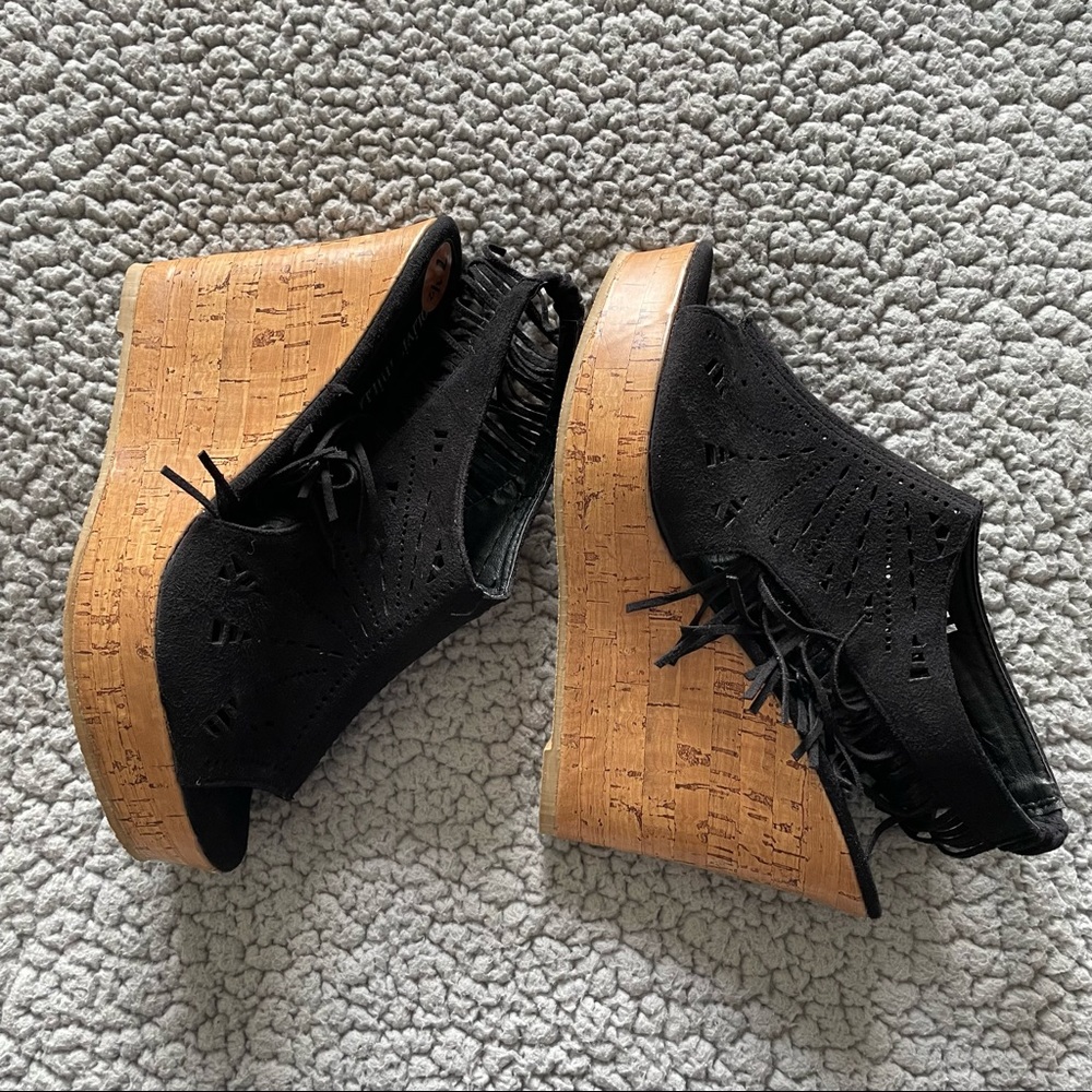 Black wedge sandals